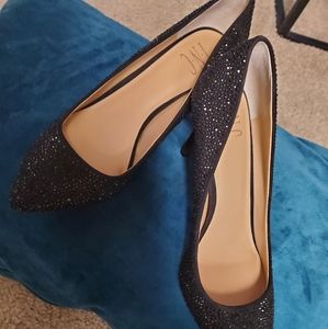 NEW! NIB. INC Zitah mid heel black sz 8